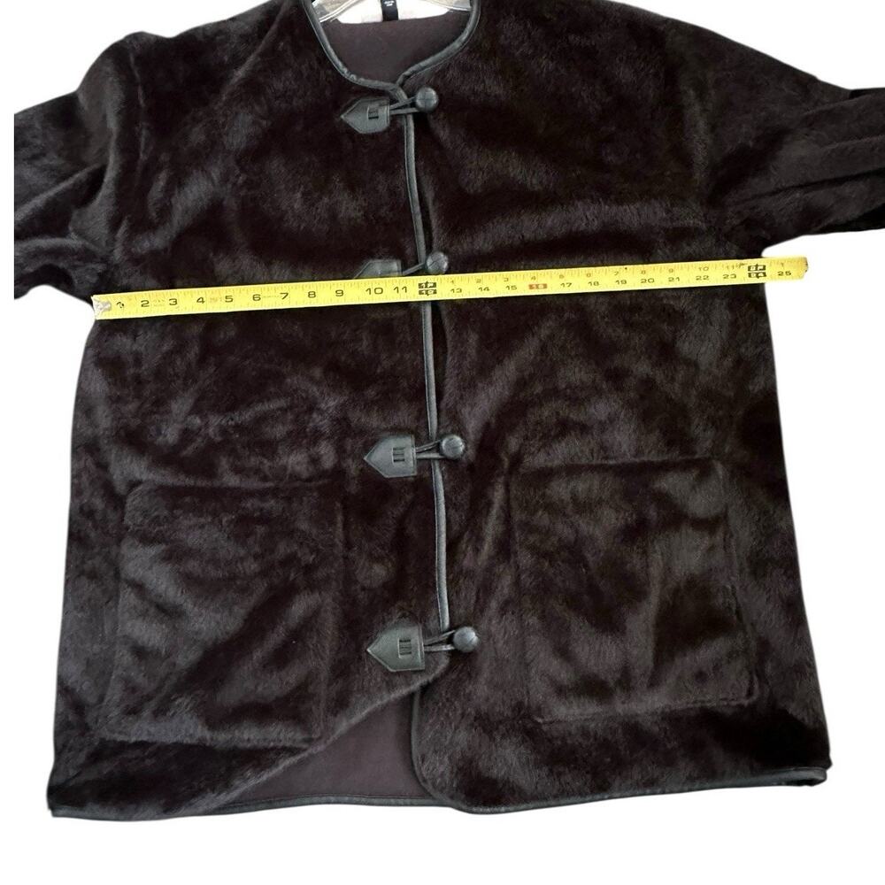 Universal Thread Women's Faux Fur Black Coat Size XL - Picture 6 of 9